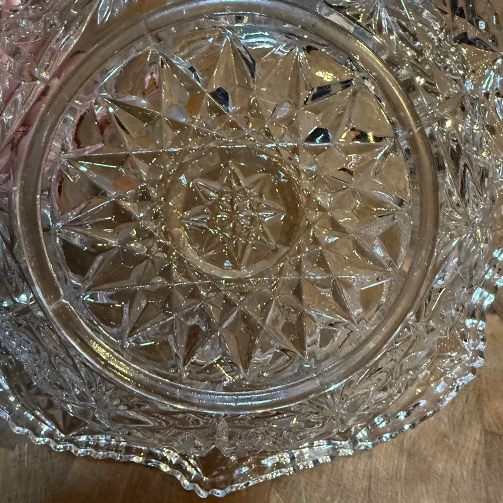 MCM Vintage Intricate Clear Glass Fruit Bowl Serving Dish